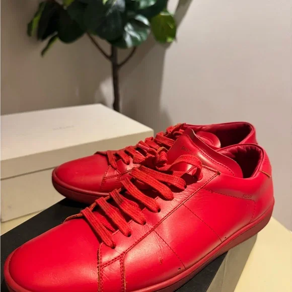 Yves Saint Laurent Red Leather Casual Shoes YVES SAINT LAURENT Shoes 42 RIVE GAUCHE Red Suede Loafers  main image 4